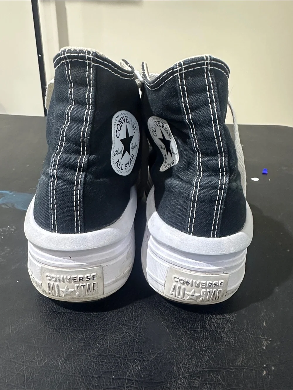 Converse High top platform sneakers women’s size 8 - Picture 4 of 5